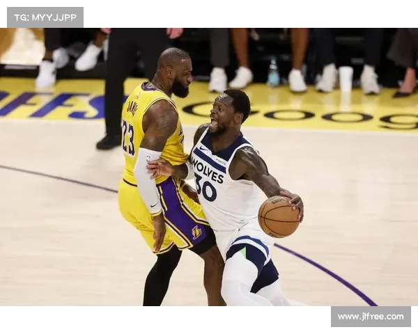 霍福德达成季后赛历史新高度,篮板数超魔兽升至NBA第 霍福德达成季后赛历史新高度,篮板数超魔兽升至NBA第